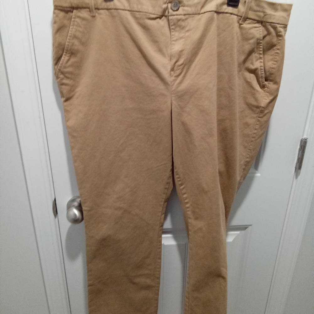 Old Navy Plus Size 18 Boot Cut Tan  Chino Style Women's Pants